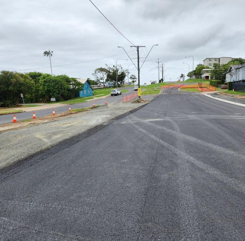 moisture-control-geotextile-reinforces-queen-street-pavement-3