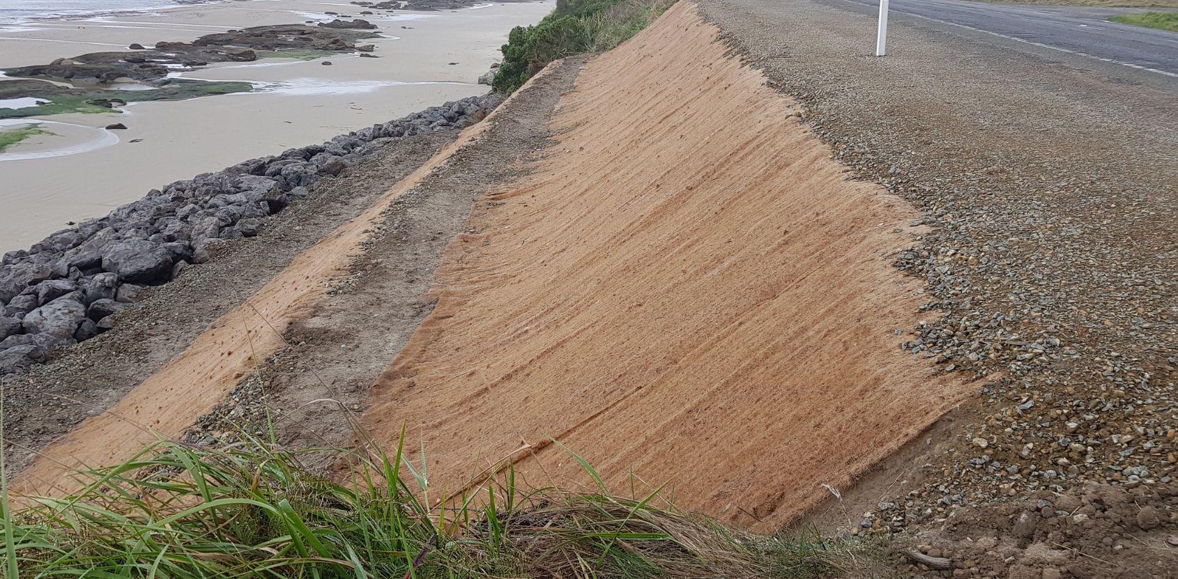 mitigating-coastal-erosion-miragrid-gx-geogrid-case-study-1690X831-img.jpg