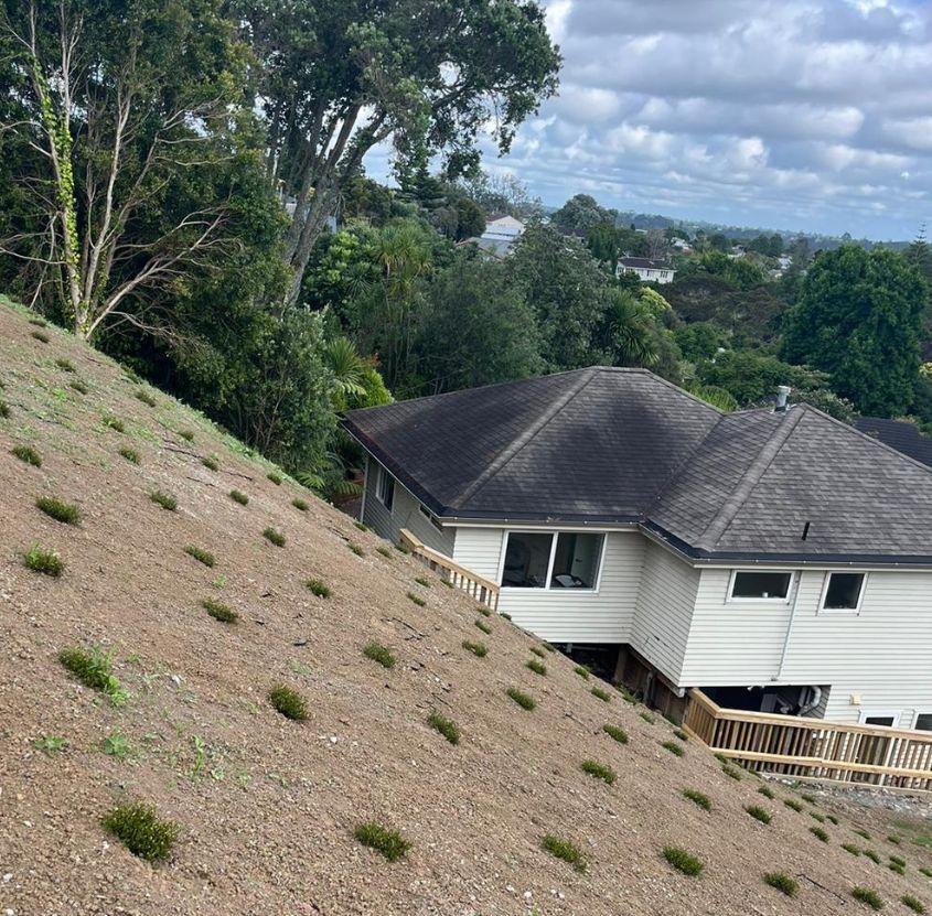 geoweb-enables-fast-response-to-beach-haven-landslip-risk-case-study-845X831-img2